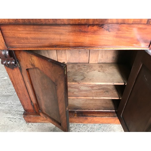 749 - A small Victorian mahogany chiffonier sideboard. 90cms  w x 37cms d x 88cms  h to top, 143cms h to b... 