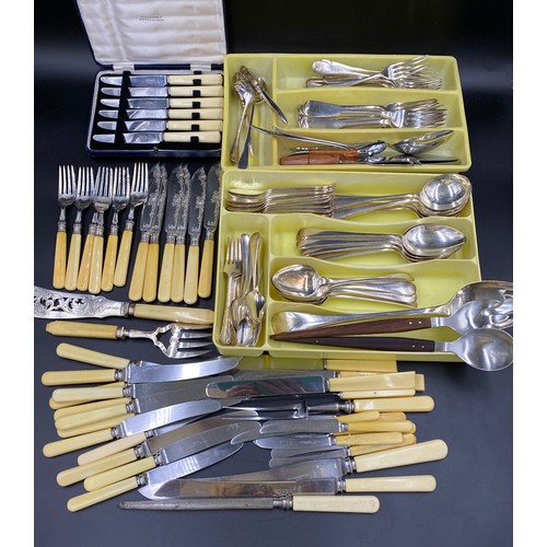 630 - Various vintage plated cutlery to include Mappin & Webb.