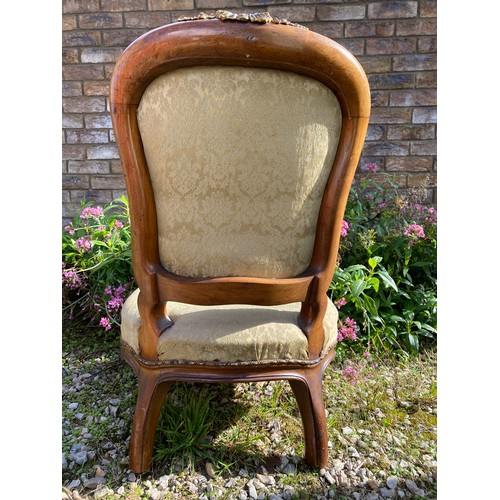 727 - French walnut nursing chair with brass mounts and reduced legs. To seat 25cms h, to back 73cms h, se... 