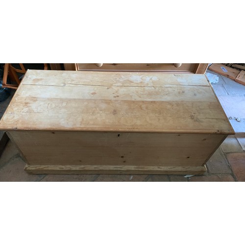 785 - Pine blanket box. 111 w x 47 d x 43cms h with metal handles to side.