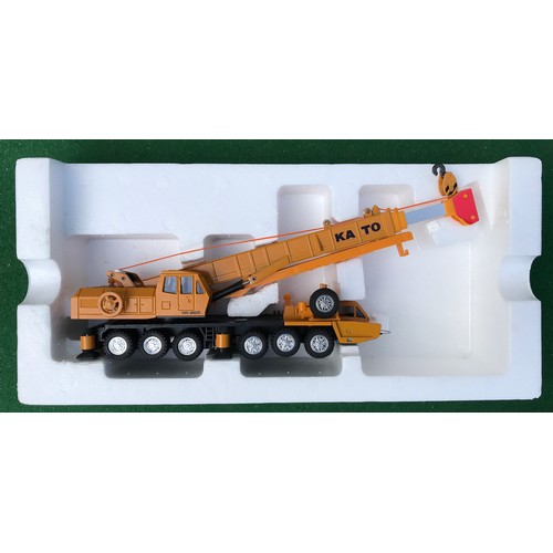 65 - Shinsei diecast vehicles to include W-02 Kato NK-800 Truck Crane, 4164 GMC Tanker Tandem, 4642 Kenwo... 