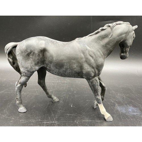 135 - Beswick black horse, matt finish. 18 h x 25cms w.