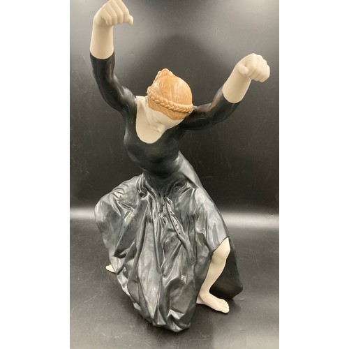 117 - Lladro The spirit of dance (black) 01008609. 61cms h. 169/500.