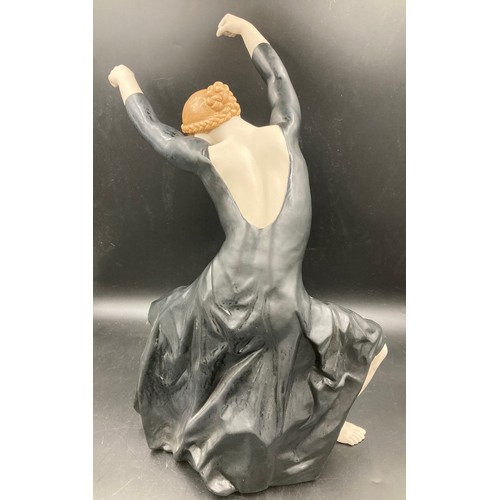 117 - Lladro The spirit of dance (black) 01008609. 61cms h. 169/500.