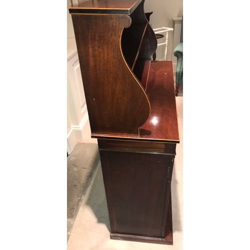 1201 - A 19thC mahogany and string inlaid mahogany chiffonier with secretive drawer to front and two glazed... 