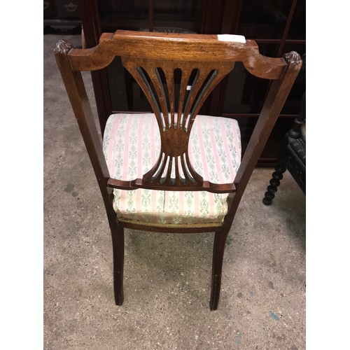 1191 - A good quality Edwardian inlaid mahogany salon chair.