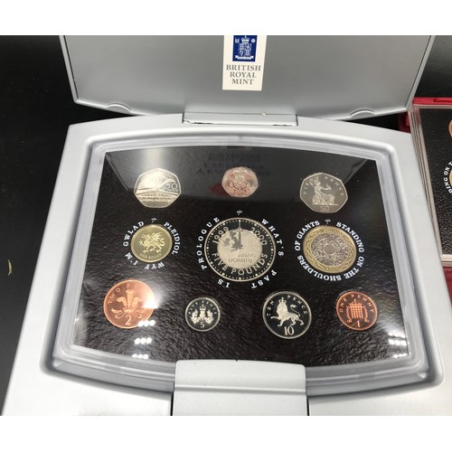 629 - Royal Mint UK Proof Coin Collection 2 x year 2000 Executive and Deluxe sets to include 2001 with Que... 