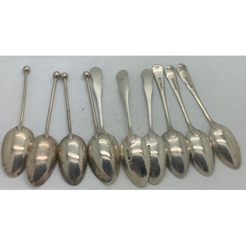 525 - Ten silver teaspoons, various dates and makers. Total weight 117gms.