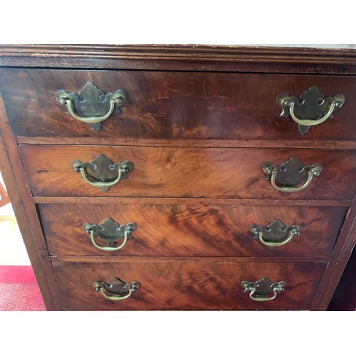 1223 - A small mahogany 5 height chest of drawers. 61cms w x 32cms d x 84cms h.