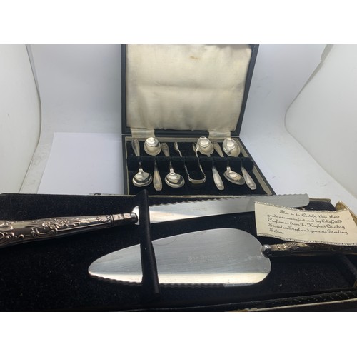 534 - Six silver teaspoons, Birmingham 1940 and Sheffield 1942 tongs with silver handled cake slice and kn... 