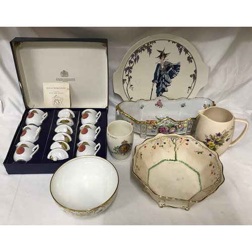 75 - Mixed pottery selection, Villeroy & Boch Design 1900 plate 33cms w, boxed Royal Worcester chocolate ... 