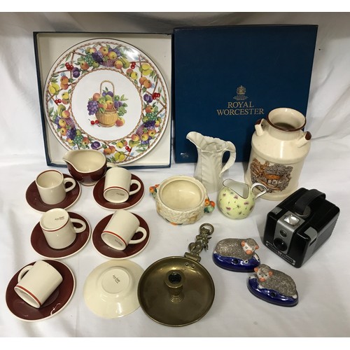 76 - Mixed lot, Clarice Cliff Celtic Harvest preserve dish (no lid) Royal Worcester white leaf jug 13cms ... 