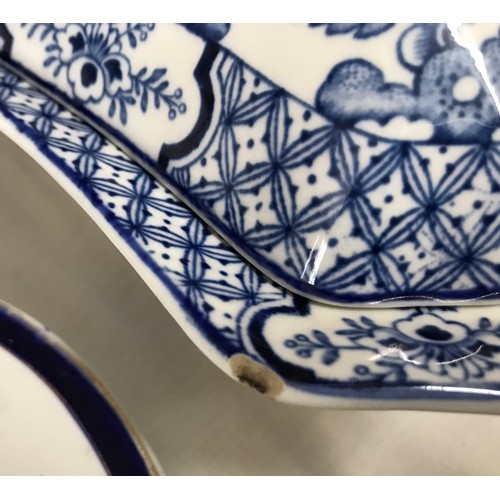 89 - A mixed selection of blue and white dinner ware to include 3 tureens, Wood & Sons Yuan pattern and 3... 