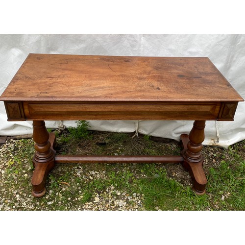 1221 - A Victorian mahogany hall table with turned legs and single stretcher. 117cms w x 55cms d x 73cms h.