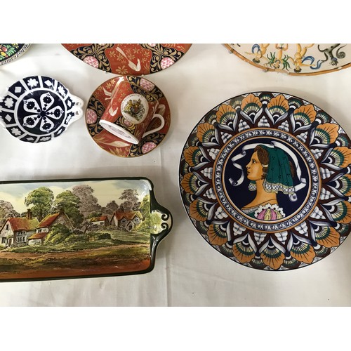 103 - A selection of ceramics comprising a large Newhall Boumier ware bowl 31cms d x 5.5cms h, a Royal Wor... 