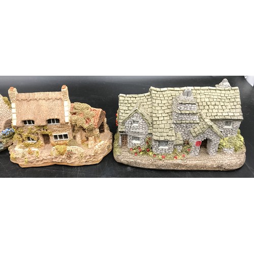 104 - A Lilliput Lane collection to include Castle of the Red Knight, Honeysuckle Cottage, Preston Mill, C... 