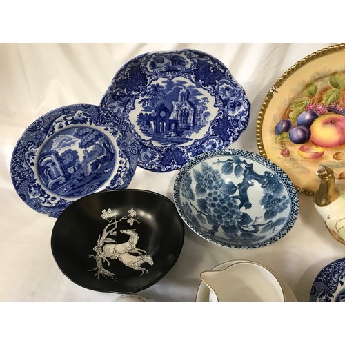 113 - A selection of ceramics to include: Aynsley fruit plate 26cms d, a child's Wedgwood tea set comprisi... 