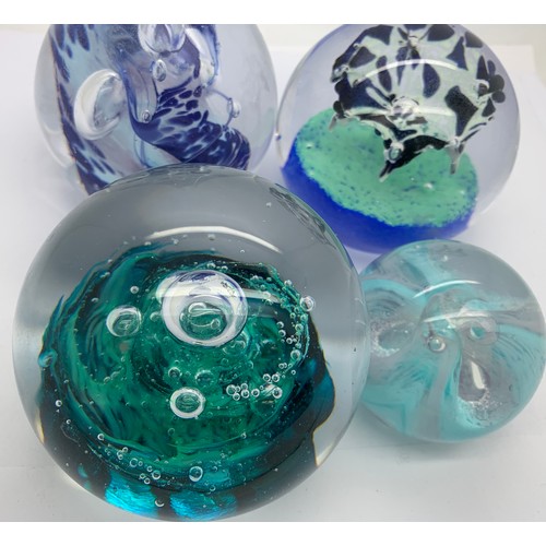 168 - Sunderland Glassworks paperweights to include Lavendelle 1999, Celestial Blue '99 x2, Ocean Mist'99,... 