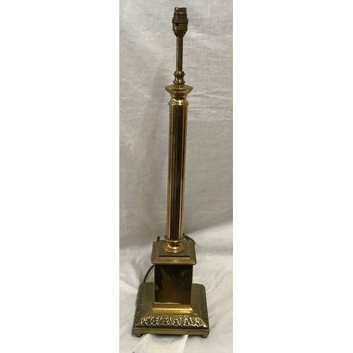 552 - A tall brass table lamp with Corinthian column on a square base. Approx 70cms h to light fitting. Ba... 