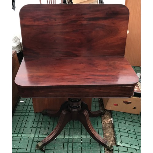 1255 - A mahogany fold over tea table with pedestal and 4 legs, measures 45cms w (90cms w fully extended) x... 