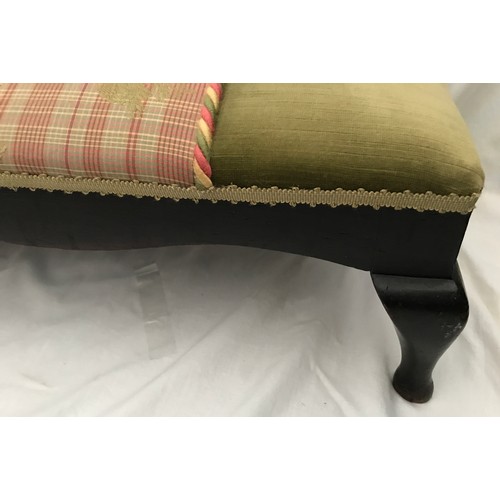 1279 - A mahogany upholstered long footstool on cabriole legs. 92cms l x 32cms w x 22cms h.