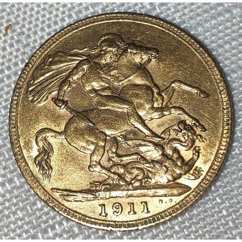 577 - George V 1911 full Gold Sovereign.