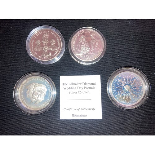 595 - Coins to include Gibraltar Diamond Wedding Five Pounds, 80 Glorious Years One Crown, Queen Mother 19... 