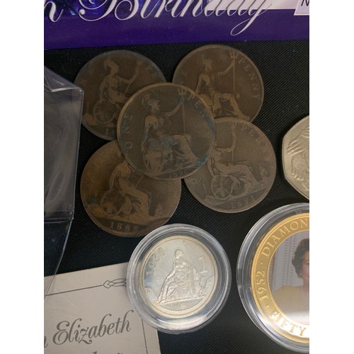 602 - Coinage to include Queen Elizabeth II 80th Birthday crown, diamond Jubilee 50 pence coins, 1996 £2 c... 