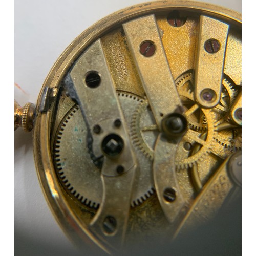 640 - A 19thC 18ct gold cased pocket watch and key. 3.5cms d. Weight 32gms.