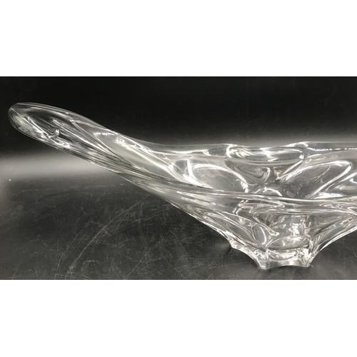 160 - A large studio art clear glass 'splash' bowl 61cms w x 16cms d x 21cms h.