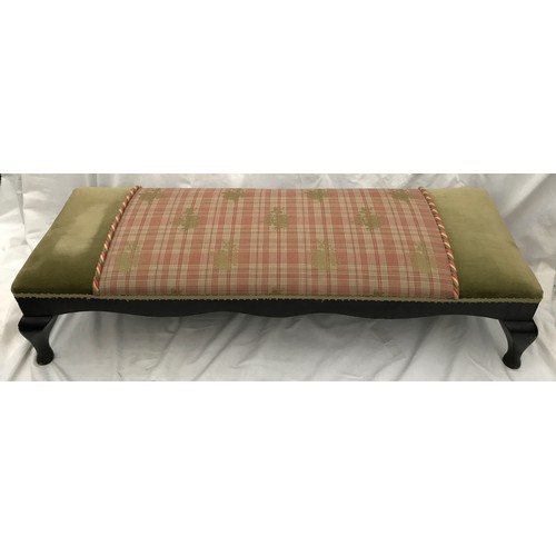 1279 - A mahogany upholstered long footstool on cabriole legs. 92cms l x 32cms w x 22cms h.