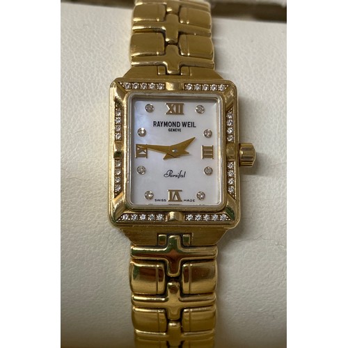 638 - A Raymond Weil 18 carat gold and diamond set ladies wristwatch in original display case with 18 cara... 