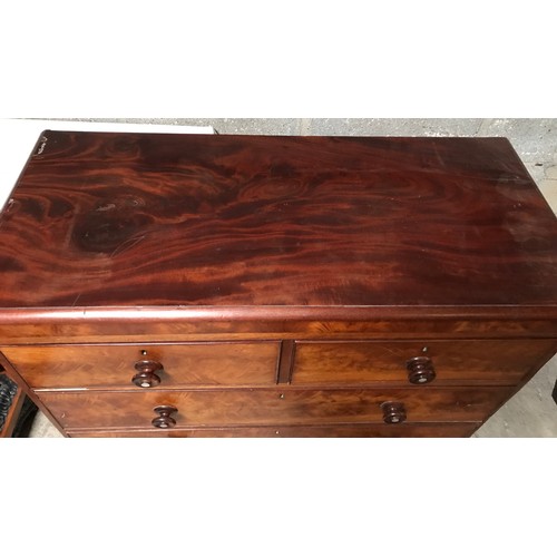 1205A - A Victorian mahogany chest of drawers. 2 short over 3 long drawers, mother of pearl inlet handles. 1... 