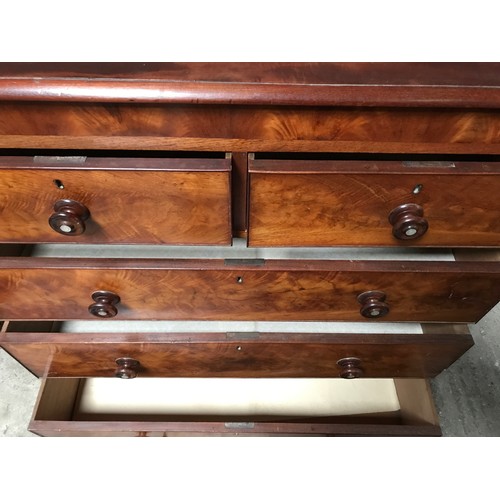 1205A - A Victorian mahogany chest of drawers. 2 short over 3 long drawers, mother of pearl inlet handles. 1... 