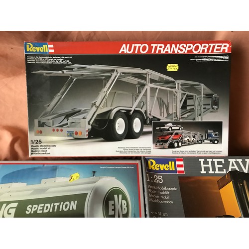 Revell 1:25 model kit trucks x 5 to include 7520 Heavy Tank