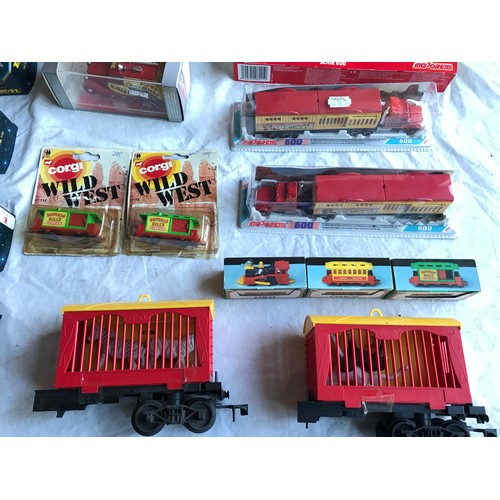 399 - Diecast metal and plastic circus vehicles selection. Seven Verem diecast vehicle, KNIE circus, Vites... 