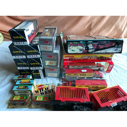 399 - Diecast metal and plastic circus vehicles selection. Seven Verem diecast vehicle, KNIE circus, Vites... 