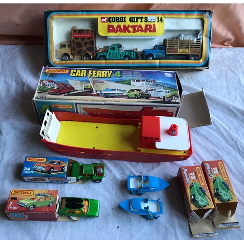 403 - Mixed lot Corgi & Matchbox, Corgi Giftset 14 Daktari  boxed and Matchbox G-17 Car Ferry plus vehicle... 