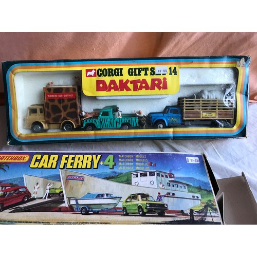 403 - Mixed lot Corgi & Matchbox, Corgi Giftset 14 Daktari  boxed and Matchbox G-17 Car Ferry plus vehicle... 