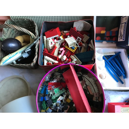 412 - Selection of playworn toys, Lego, Scrabble, Lotto, Jack Straws.