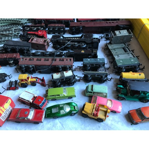 413 - Matchbox Superfast Track and Triang 00 gauge, diecast matchbox cars. Power Controllers.