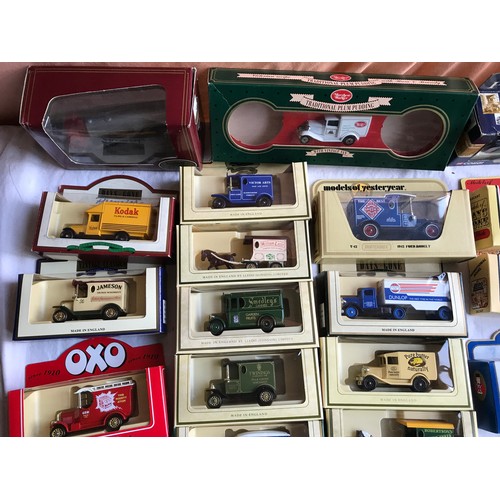 472 - Collection of diecast metal model advertising vehicles, Lledo Days Gone and Promotional models, Matc... 