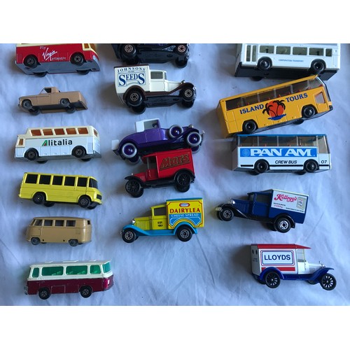 476 - Matchbox and Lesney diecast metal models, buses, coaches and advertising trucks. 43 assorted models.