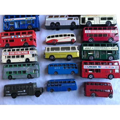 476 - Matchbox and Lesney diecast metal models, buses, coaches and advertising trucks. 43 assorted models.