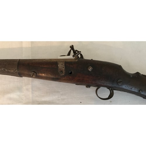 679 - Afghan or Moroccan Snaphaunce Rifle, pecking cock flintlock. 48.5'' barrel taper from wider octagona... 