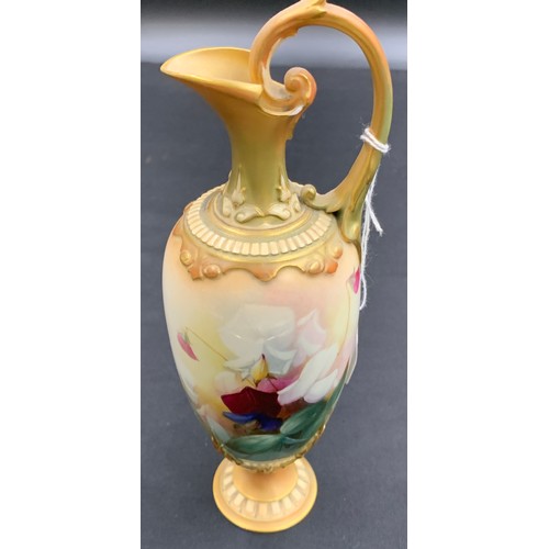 200 - A Royal Worcester ewer decorated with sweet peas by A. Schuk 1903, 23cm h.