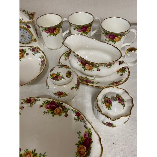 203 - A quantity of Royal Albert 