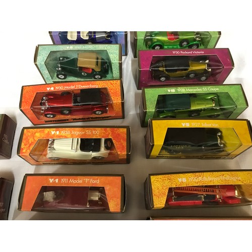 747 - A collection of 22 Matchbox diecast Models of Yesteryear, mainly vintage cars.