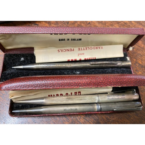 786 - A collection of pens and pencils to include vintage Sheaffer 14ct GF casing fountain pen with 14ct g... 