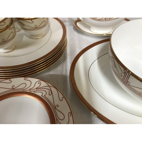 148 - A collection of Wedgwood 'Paris' bone china to include: oval platter 35.5cm w, bowl 20.5cm d, gravy ... 